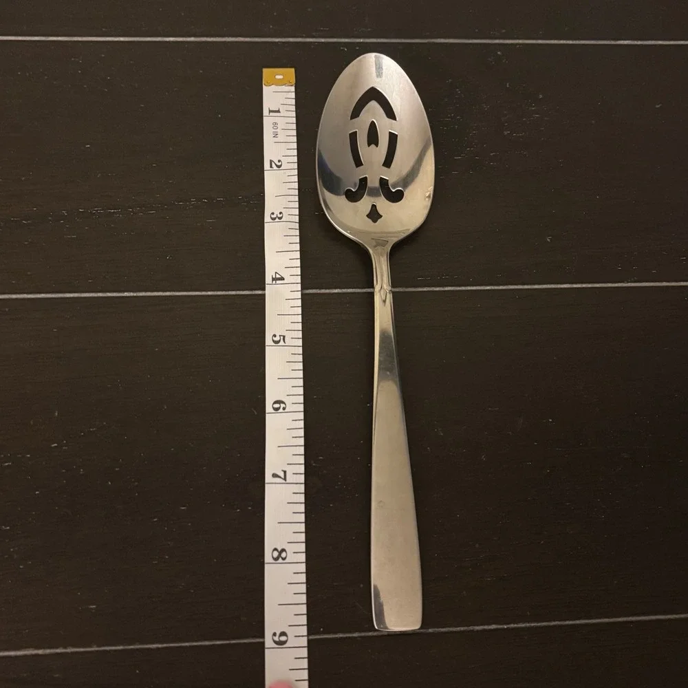 Oneida Oneidacraft Deluxe ACCENT Stainless Pierced‎ Slotted Serving Spoon 8.5